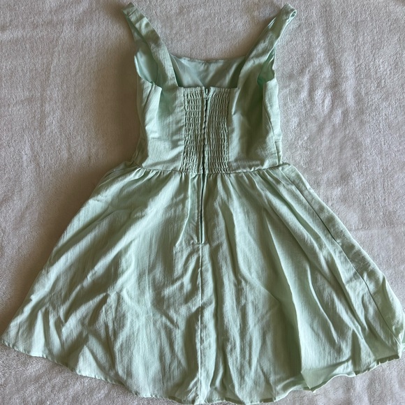 Francesca’s Mint Green Mini Dress - Picture 4 of 6